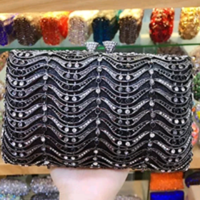 BLACK BEAUTIFUL EXQUISITE CLASSIC DAZZING CRYSTAL PARTY PURSE